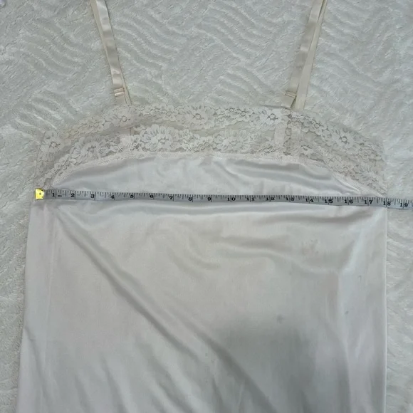 Vintage Connection by Maidenform Slip Dress — Size 36 (M) — Ivory Lace Trim — - Picture 3 of 8
